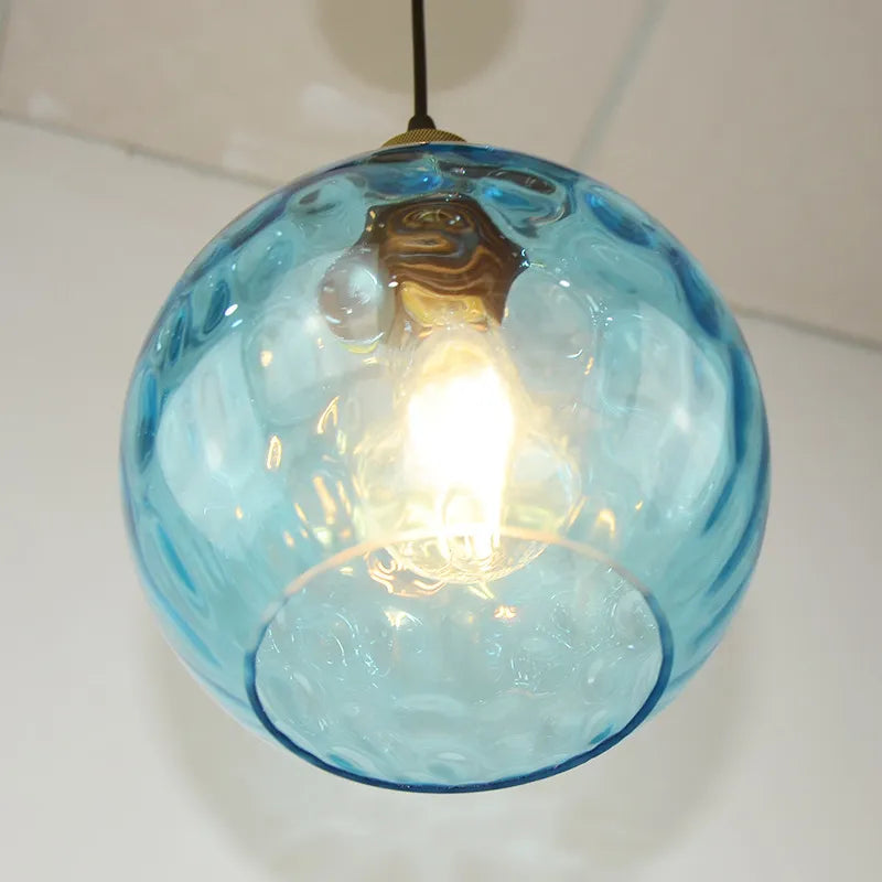 Suspension LED en forme de boule de verre au design moderne