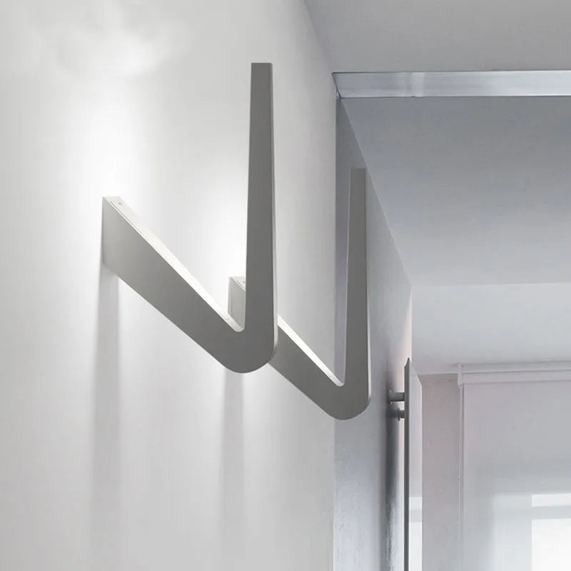 48516955439450|48516955472218