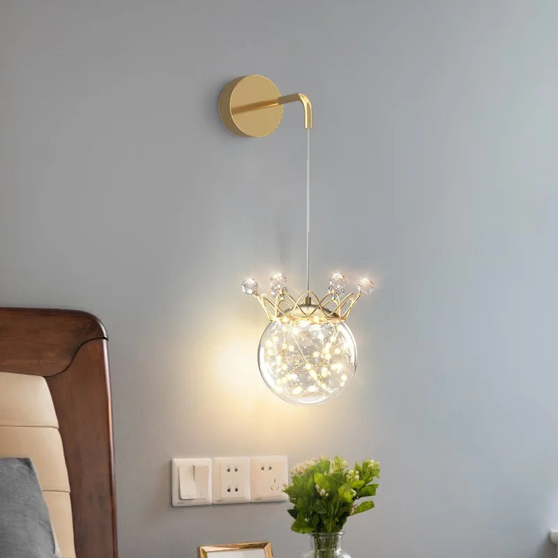 applique murale en forme de couronne de cristal avec gypsophile