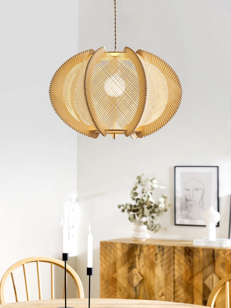lustre en corde de chanvre et bois pour décoration intérieure