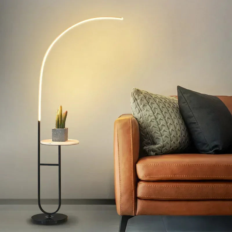 lampadaire à led avec rangement design minimaliste pour lecture et détente