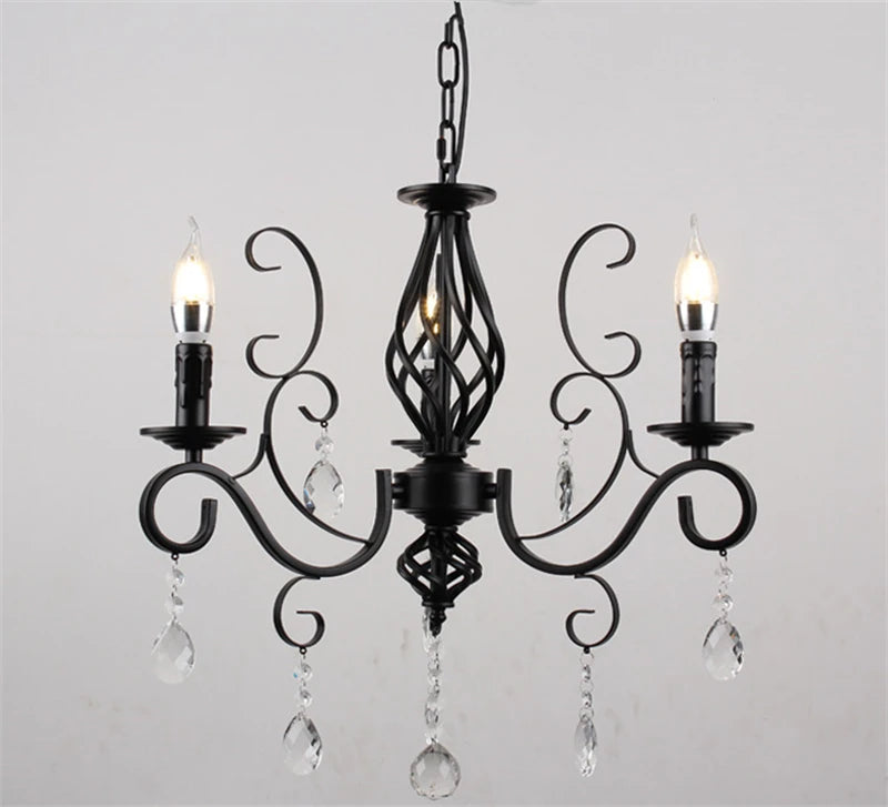 lustre vintage en cristal et fer forgé pour un éclairage élégant