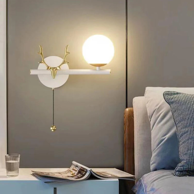 Applique murale LED en verre papillon au design nordique moderne