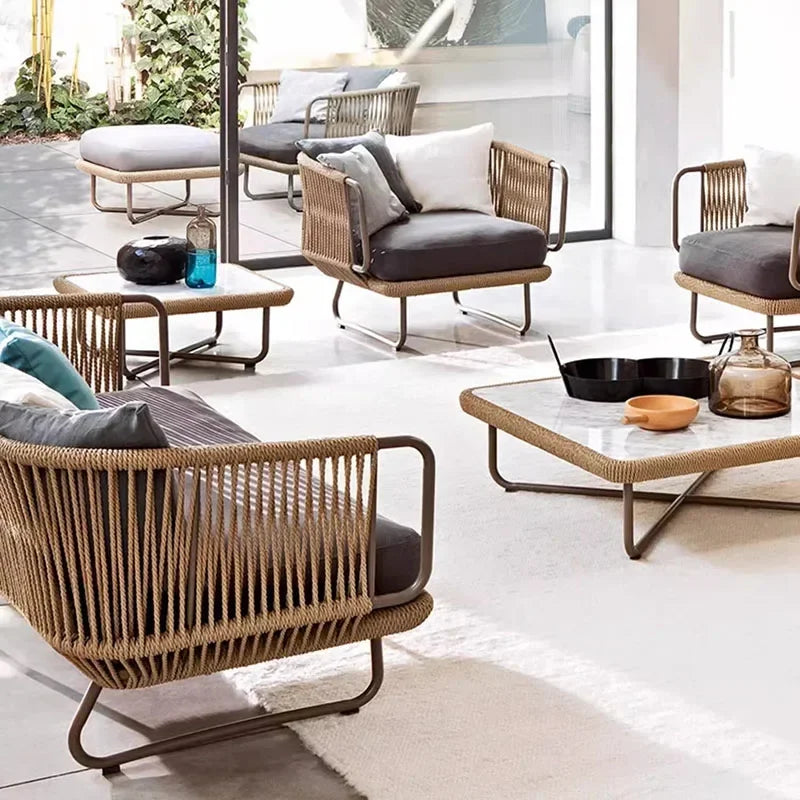 ensembles de meubles de jardin naturels avec coussins luxueux