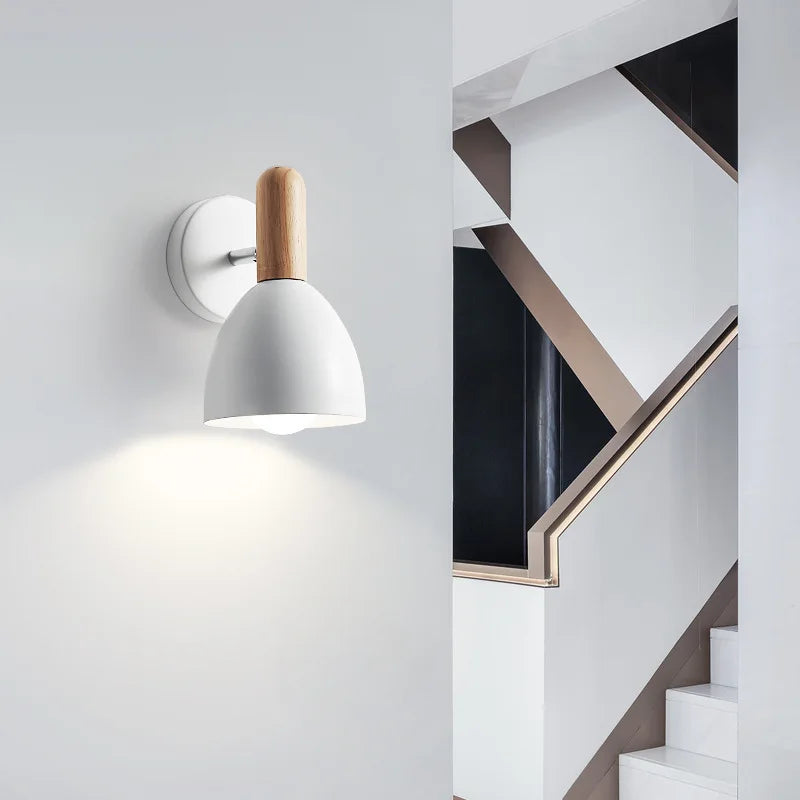 applique murale LED en bois avec abat-jour à Macaron