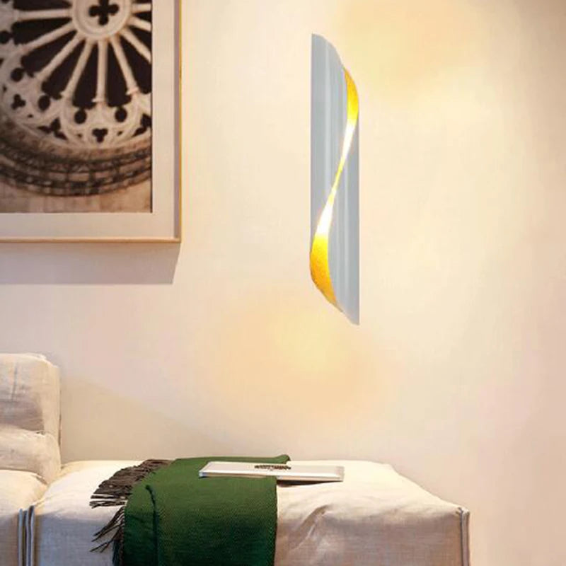 Applique murale moderne en aluminium