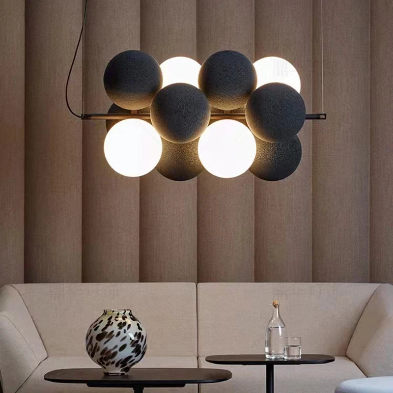 suspension style avec cordon réglable et boule en pvc