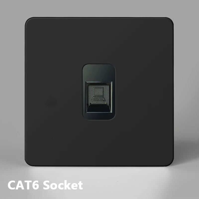 Prise RJ45 en métal noir mat bords arrondis