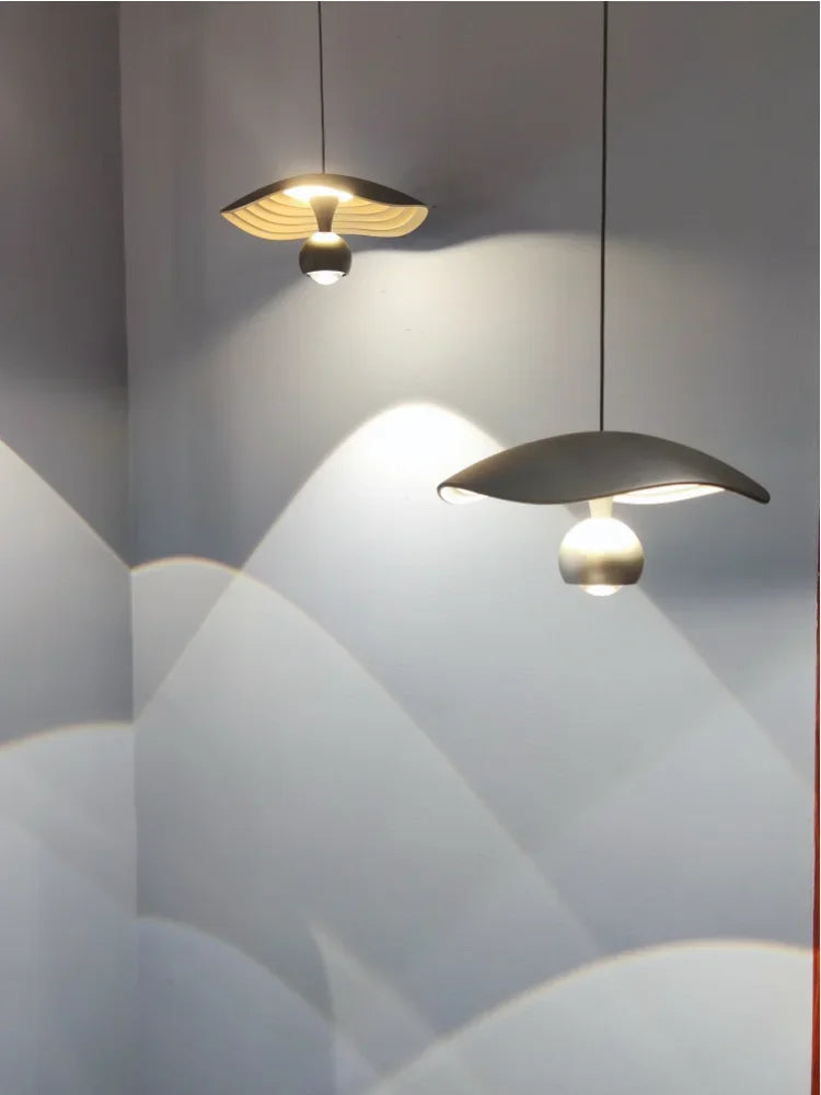 lustre moderne minimaliste pour intérieur nordique élégant