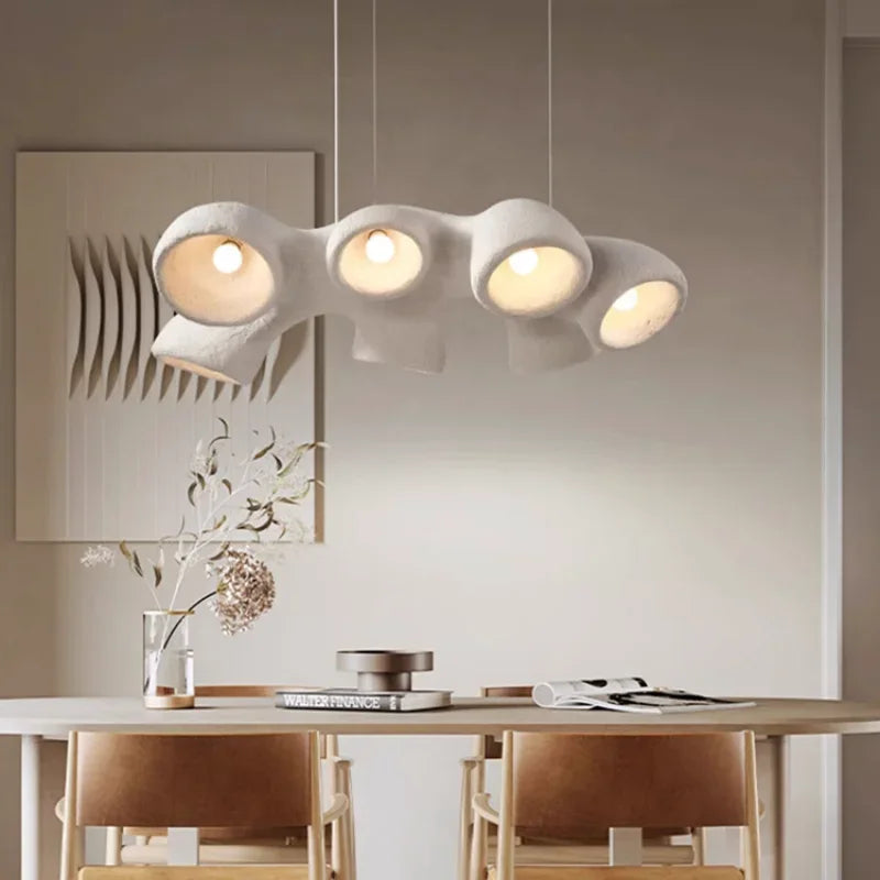 suspension minimaliste en résine pour un intérieur contemporain