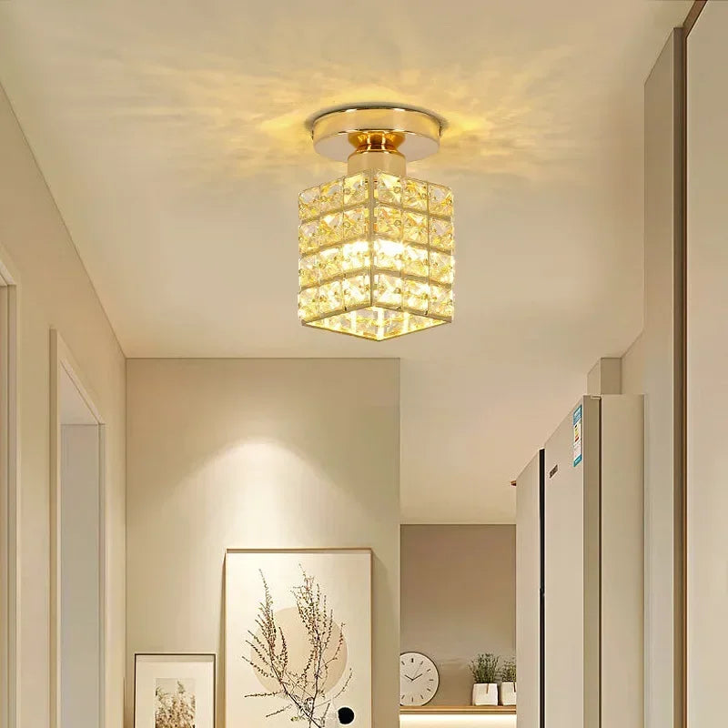 plafonnier en cristal moderne pour décoration intérieure élégante