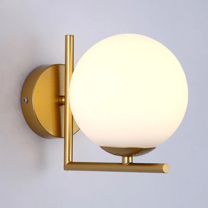 applique murale led moderne en fer avec abat-jour en verre