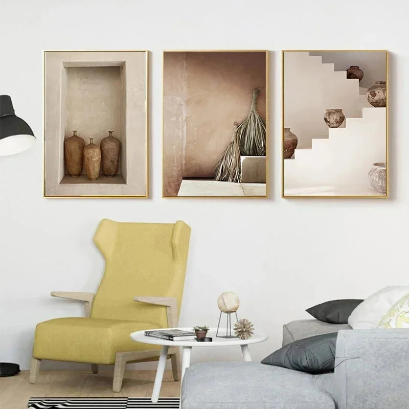 peinture abstraite avec vase classique et nature morte pour décoration moderne