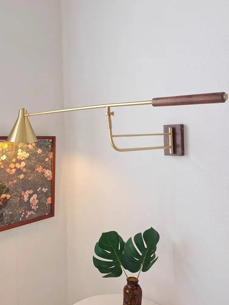 applique murale télescopique en laiton et noyer style nordique
