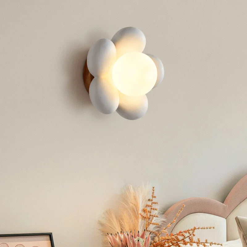 applique murale LED en résine en forme de fleur