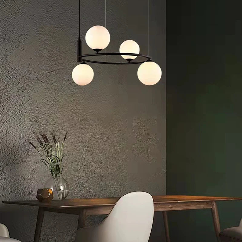 Lustre nordique en verre blanc