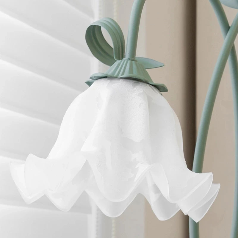 lampadaire vintage style pastoral avec appliques en verre