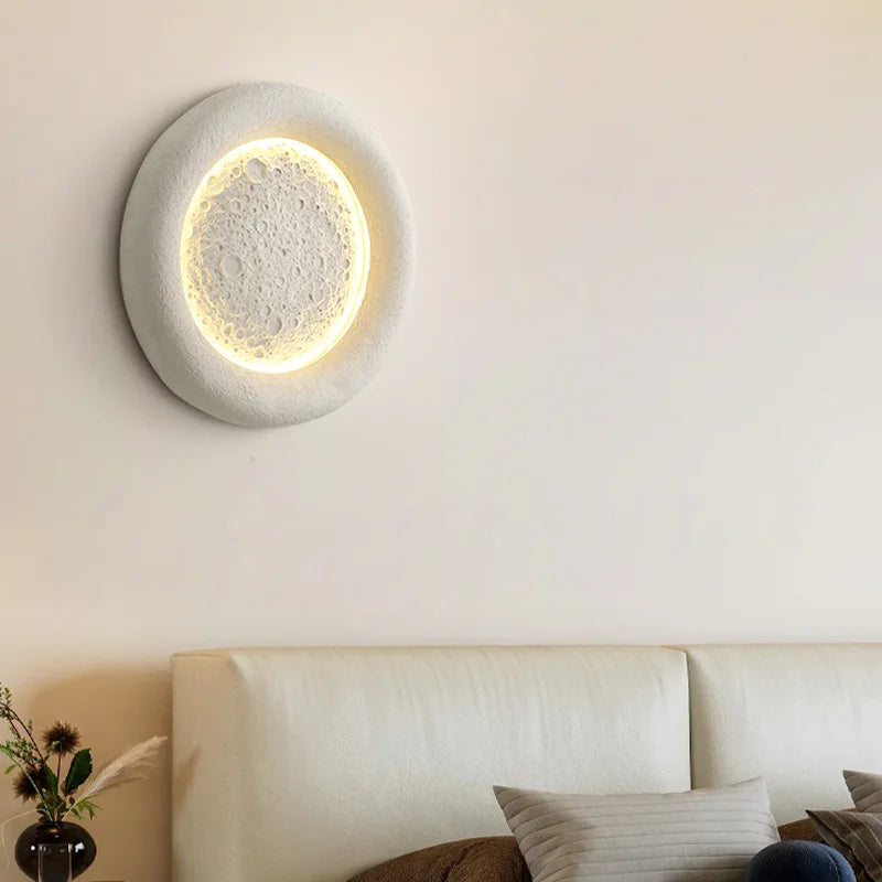 applique murale led en forme de lune avec intensité réglable en résine