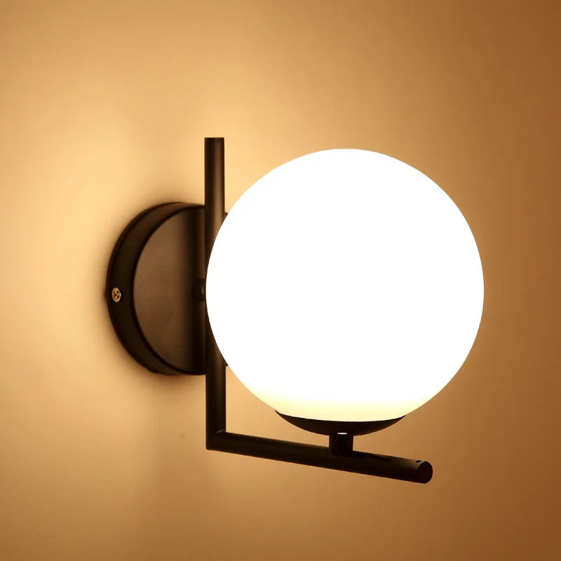 applique murale led moderne en fer avec abat-jour en verre