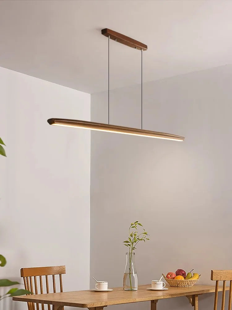 lustre dimmable en bois élégant pour éclairage intérieur moderne