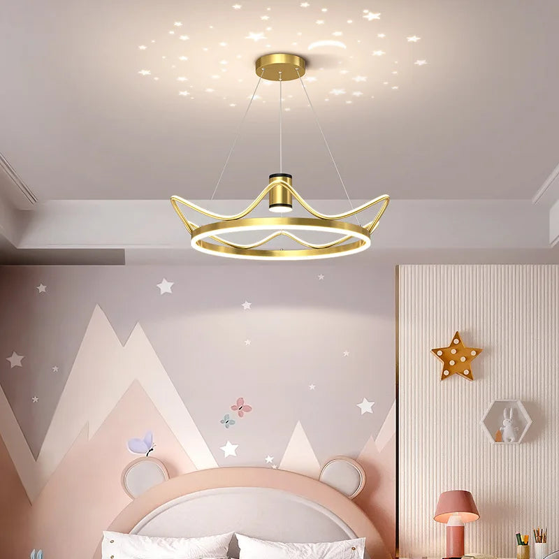 lustre moderne avec projection ciel étoilé pour chambre enfant