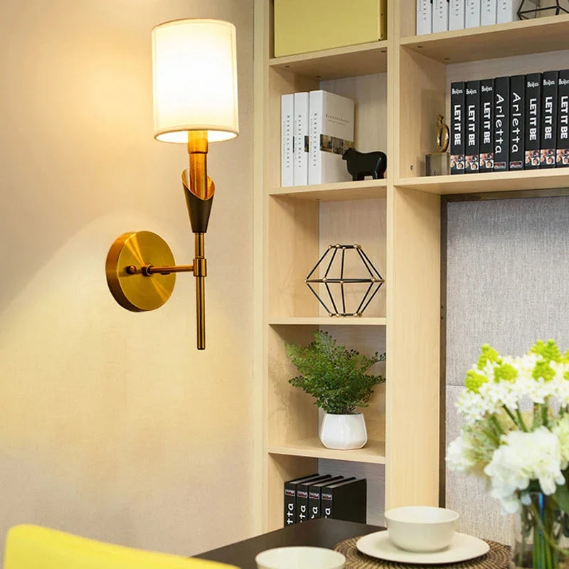 applique murale moderne design pour éclairage intérieur élégant et contemporain
