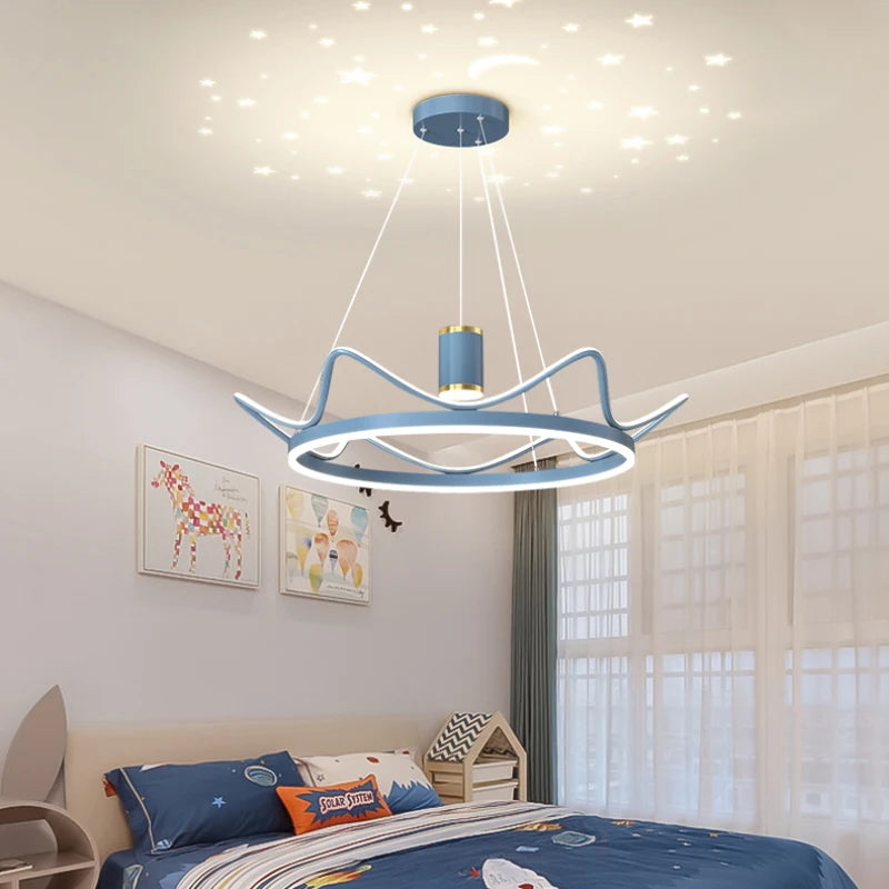 lustre moderne avec projection ciel étoilé pour chambre enfant