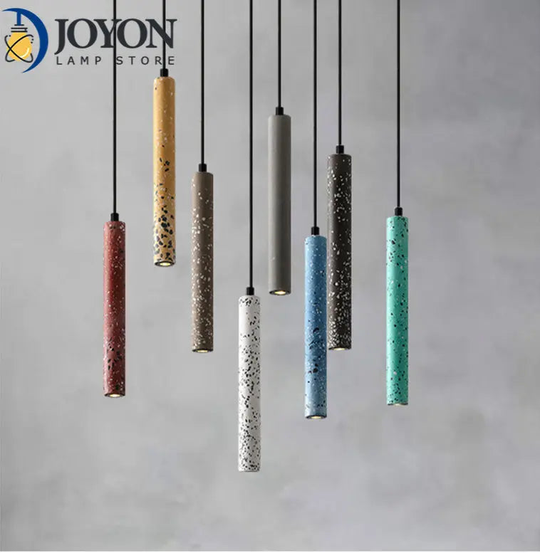 suspension-en-forme-de-tube-long-en-ciment-0.png