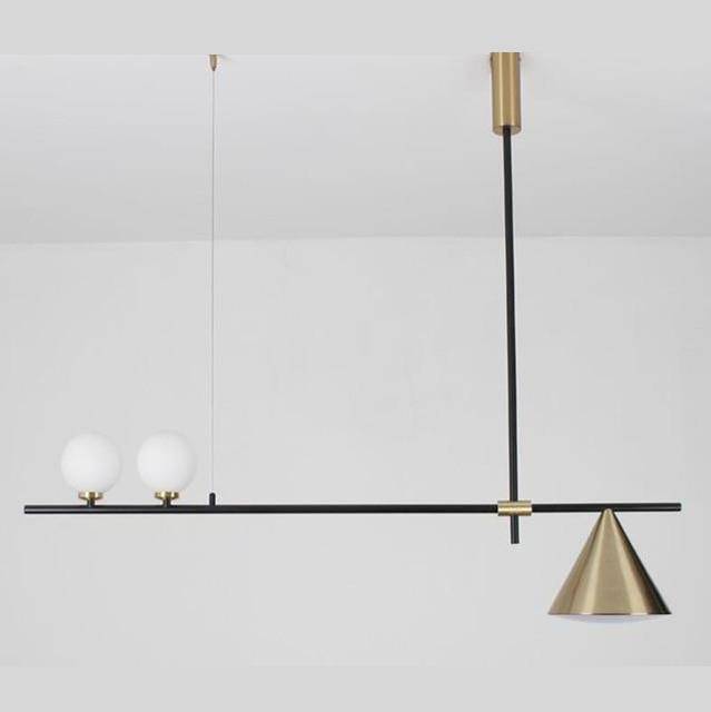 Lustre design avec lampe en boule et cône Magic