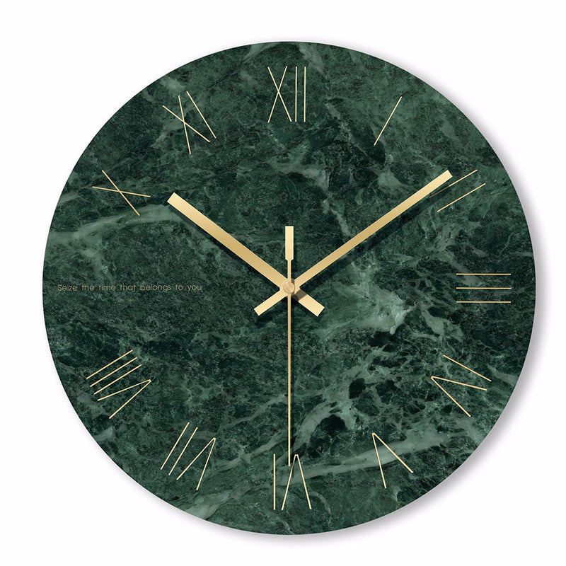 Horloge murale ronde design en verre style marbre vert et détails dorés 30cm