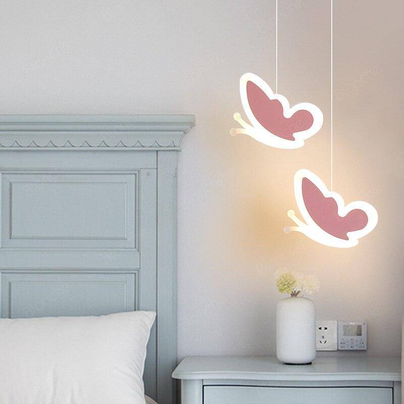 Suspension rose ou blanche LED avec des formes différentes pour les enfants