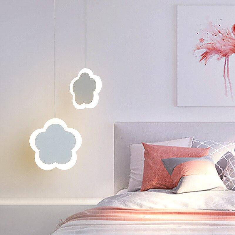 Suspension rose ou blanche LED avec des formes différentes pour les enfants