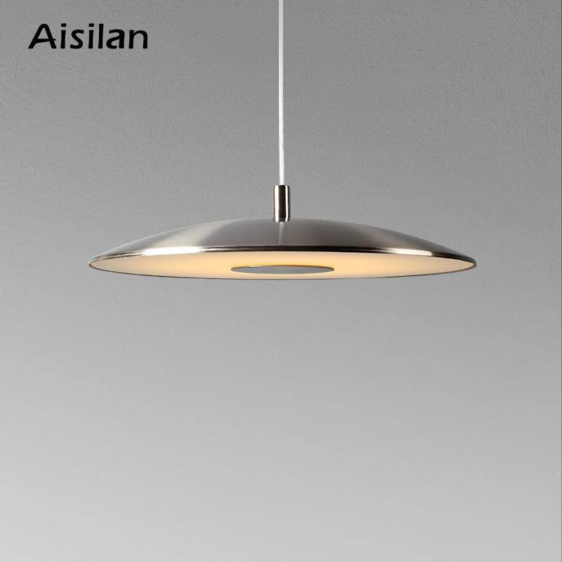 Suspension design à LED avec abat-jour arrondi en métal