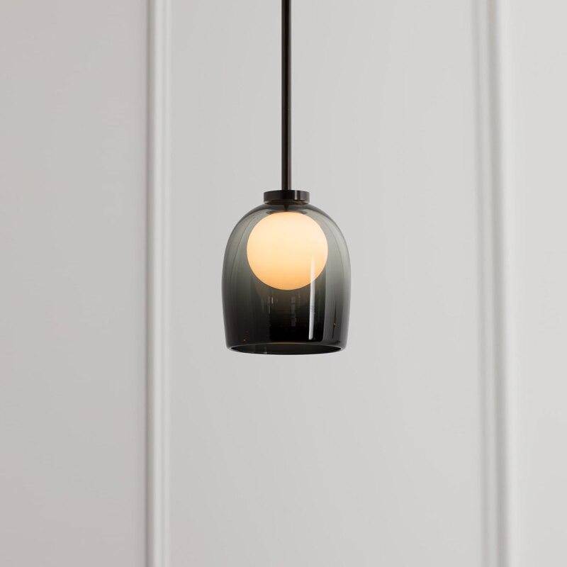 Suspension design en verre fumé avec boule intérieur