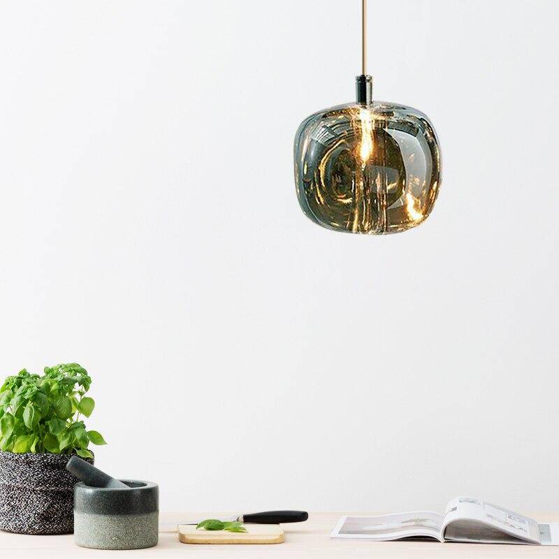 Suspension design à LED en verre coloré