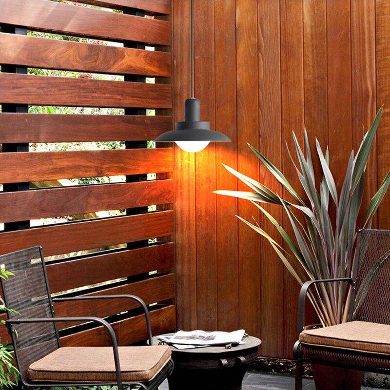 Suspension design avec abat-jour arrondi en métal LED