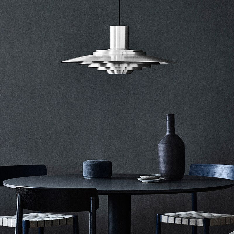 Suspension LED design conique plate Nordic