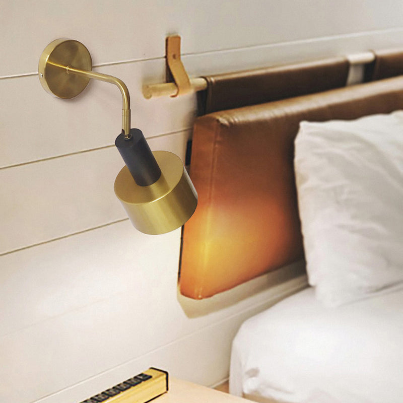 Applique murale industrielle LED en métal style spot Rhea