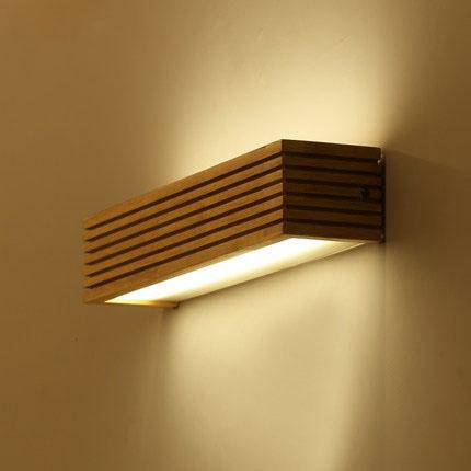 Applique murale LED rectangulaire en bois taillé Japan