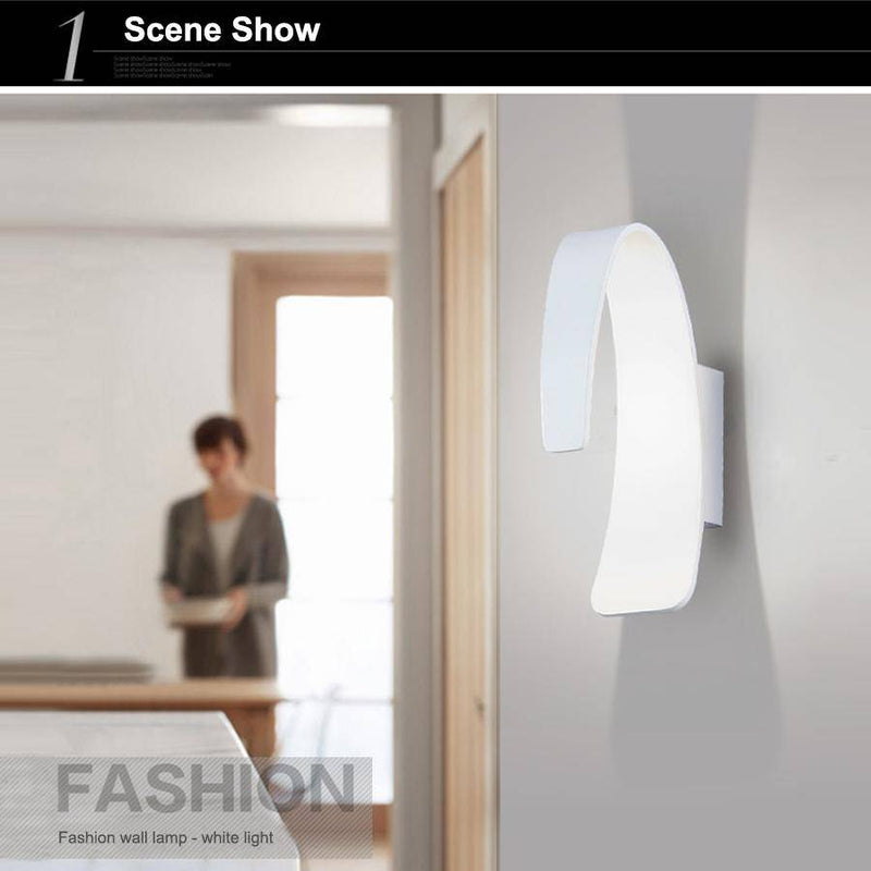Applique design LED moderne arrondie blanche