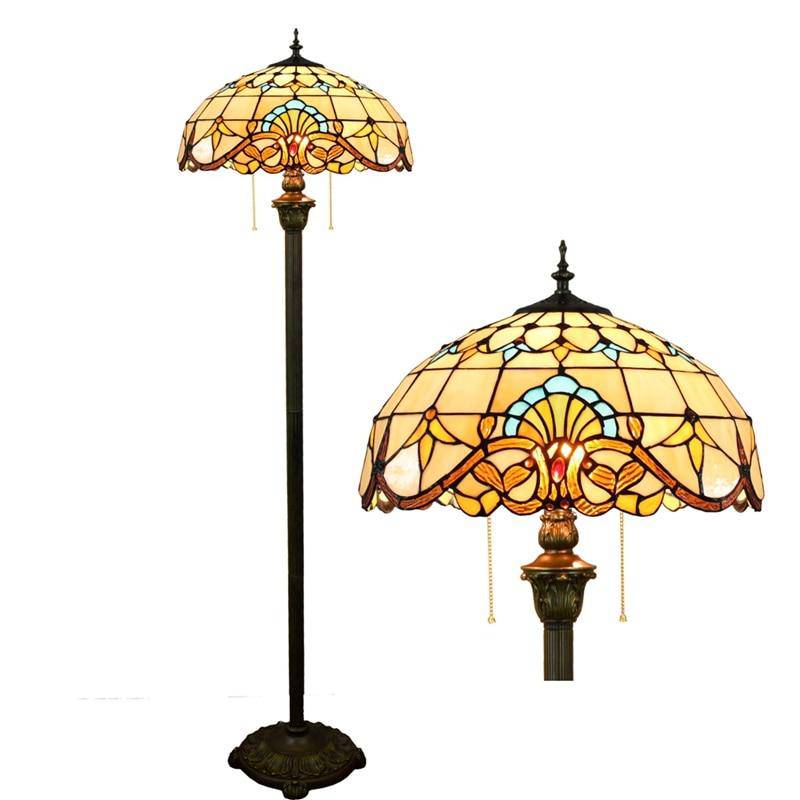 Lampadaire tiffany avec abat-jour en verre vitrail jaune