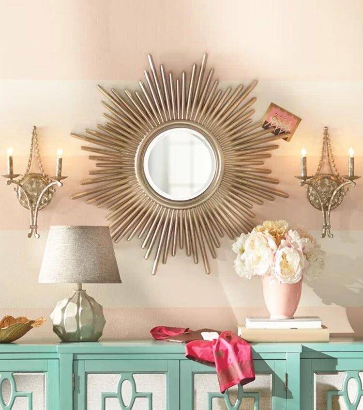 Miroir mural rond soleil en bois doré Sunburt