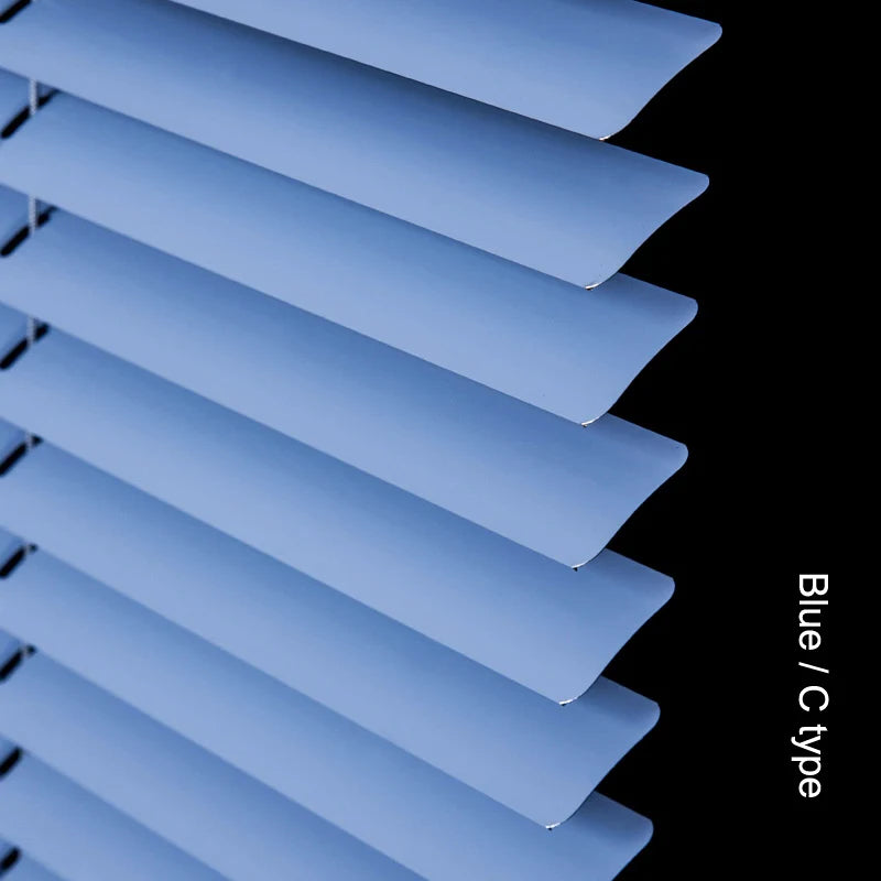 Store venitien aluminium sur mesure occultant sans percage