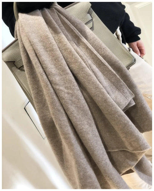 Echarpe cachemire pur maille elegante a franges hiver