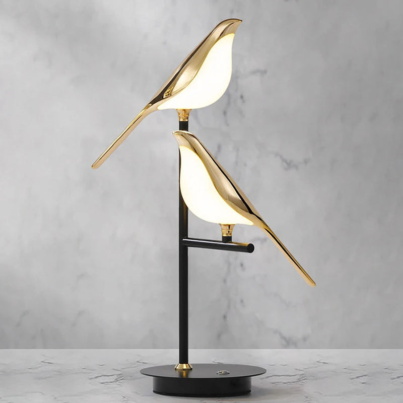design lampe de table LED placage postmoderne or oiseau alliage acrylique lampe de bureau pour chambre étude salle salon lampadaire