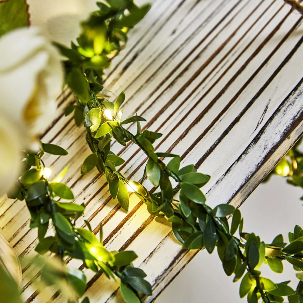 guirlande lumineuse à feuilles artificielles pour décorations festives - vue 3 sur 11