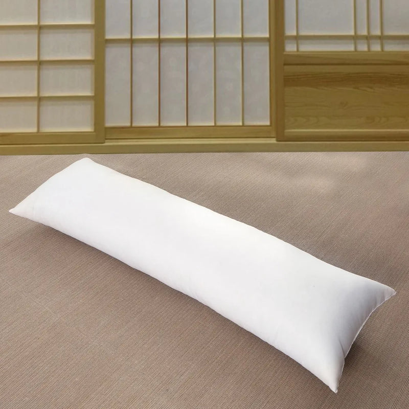 coussin long dakimakura câlin pour confort et décoration
