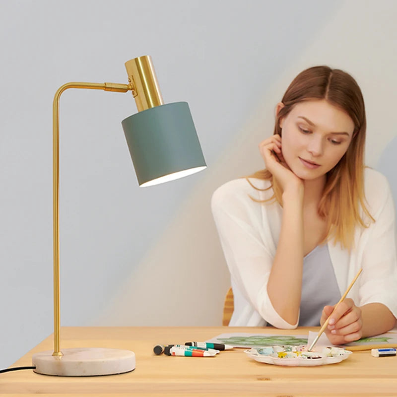 lampe de bureau led nordique réglable pour lecture et décoration - vue 5 sur 8