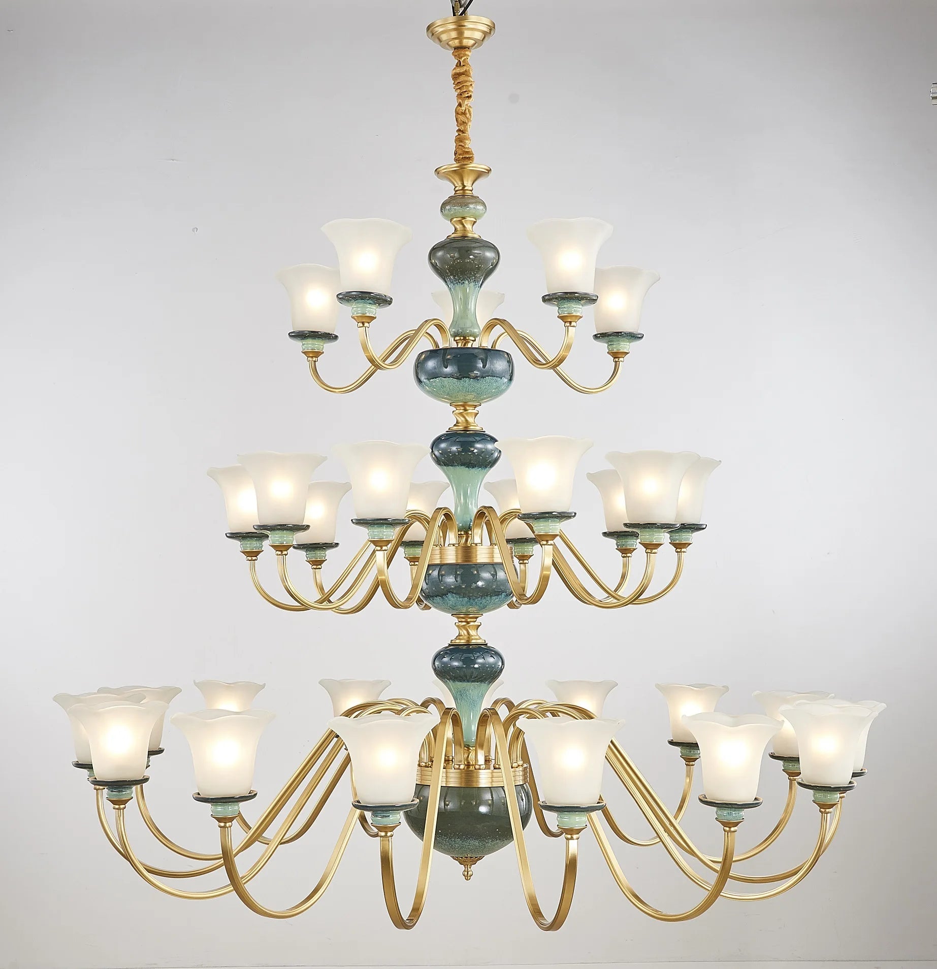 lustre en céramique et cuivre pour une ambiance moderne et simple - vue 3 sur 15