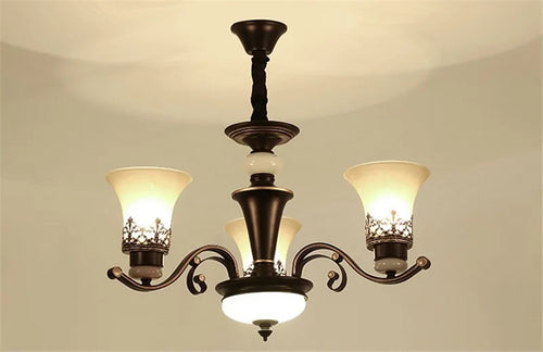 lustre vintage en métal noir avec abat-jour en verre dépoli - vue 9 sur 11